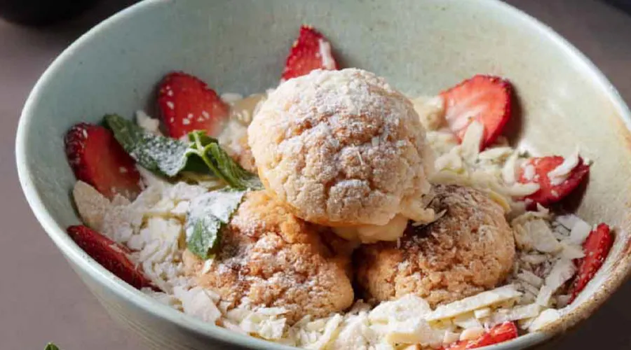 Beyaz Çikolatalı Profiterol