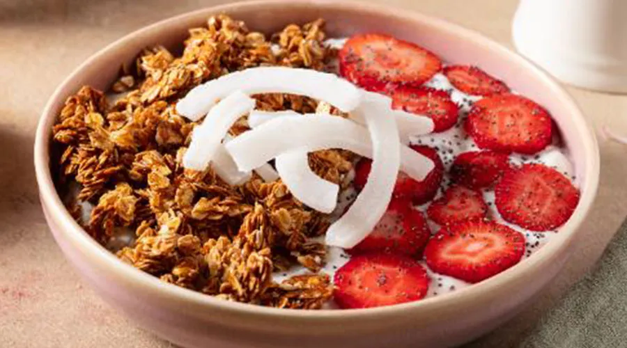 Çilekli Granola