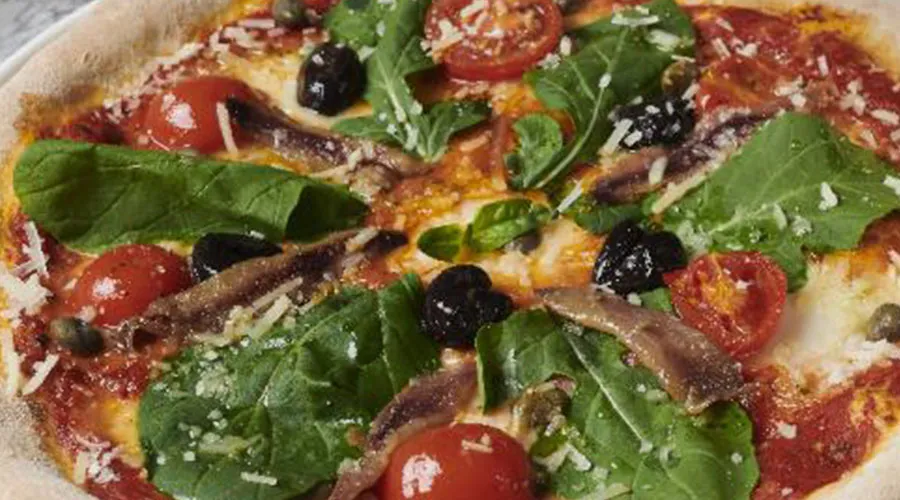 Puttanesca Pizza