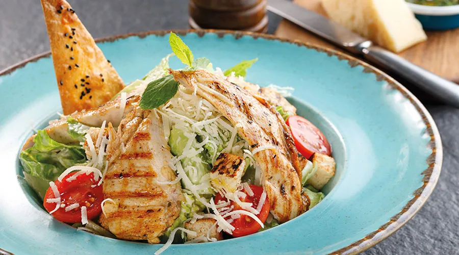 Sezar Tavuklu Salata