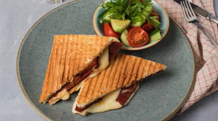 Yengen Tost